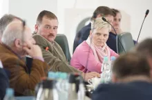 Uczestnicy pierwszego posiedzenia Zespołu ds. stabilizacji i wsparcia rynku owoców i warzyw.
