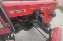 916373