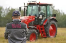 Sprawa Belarusów trafi do Sejmu? ”Odbieranie ciągników tak brutalnie to skandal”