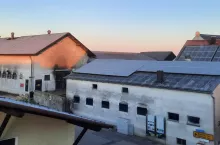 W przypadku gdy cała energia elektryczna będzie zużywana na cele własne, wystarczy oświadczenie. W innych sytuacjach konieczne jest załączenie do wniosku listu intencyjnego lub umowy wstępnej na zbycie energii elektrycznej. To samo dotyczy zagospodarowania energii cieplnej oraz pofermentu w przypadku biogazowni