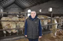 Stadem od 30 lat opiekuje się zootechnik Jan Bertling (na zdjęciu).