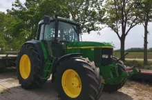 używany john deere 6910