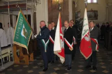Uroczystość uświetniły poczty sztandarowe: Mazowieckiej Izby Rolniczej, NSZZ „Solidarność” Rolników Indywidualnych „Ziemia Radomska” i Związku Sadowników RP