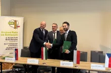 W Falentach pojawili się przedstawiciele Krajowej Rady Izb Rolniczych (Polska), Czeskiej Izby Rolniczej, Słowackiej Izby Rolnictwa i Żywności oraz Węgierskiej Izby Rolniczej, a także zaproszona Litewska Izba Rolnicza