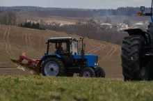 Jeden z synów otrzymał gospodarstwo spadku, drugi - nieślubny - domaga się swojej części.