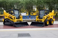 Firma Komatsu zaprezentowała dwa nowe modele ładowarek burtowych - gąsienicową i kołową.
