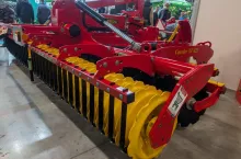 Väderstad Carrier XT 425