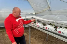 Rafał Popławski w swoim gospodarstwie