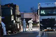 Austriackie służby specjalne wspomagają Słowaków w dezynfekcji transportów na granicy z Węgrami