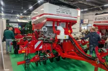 Sekcje siewne agregatu oparte są na równoległoboku, fot. mw