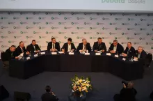 Uczestnicy debaty moderowanej przez Artura Balazsa
