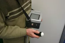 Zaletą aparatów ultrasonograficznych jest możliwość wczesnej diagnostyki prośności loch, co pozwala na zmniejszenie kosztów produkcji