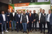 Władze firmy Amazone Polska oraz przedstawiciele jej dilerów