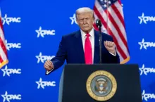 20-procentowe cła na towary z UE, w tym żywność, który zapowiedział Donald Trump, wejdą w życie już 9 kwietnia.