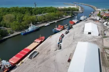 Port i