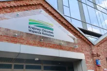 Zgoda KOWR na zakup i sprzedaż ziemi: jakie dokumenty należy złożyć?