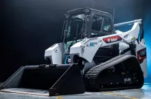 900818