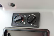 900825
