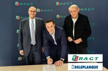 Moment sfinalizowania przejęcia Grupy Deleplanque przez Grupę RAGT. Na zdjęciu (od lewej): Laurent Guerreiro – prezes Grupy RAGT, Damien Robert – dyrektor zarządzający RAGT Semences i Eric Verjux – prezes Grupy Deleplanque