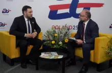 Wiceminister Nowak: rolnicy mogą spokojnie łączyć pracę w gospodarstwie z pracą zawodową
