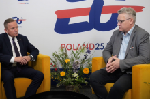 Dopłaty do wapnowania i usuwania folii. ”Ministerstwo odpowiada na zasadzie kopiuj-wklej”