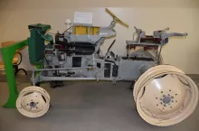Ursus-325 znajduje się na Wydziale Nauk Technicznych Uniwersytetu Warmińsko-Mazurskiego w Olsztynie