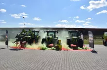 Podczas Family Farming Days, które odbywały się u dilerów marki Claas, prezentowane były nowe modele serii Axos 3