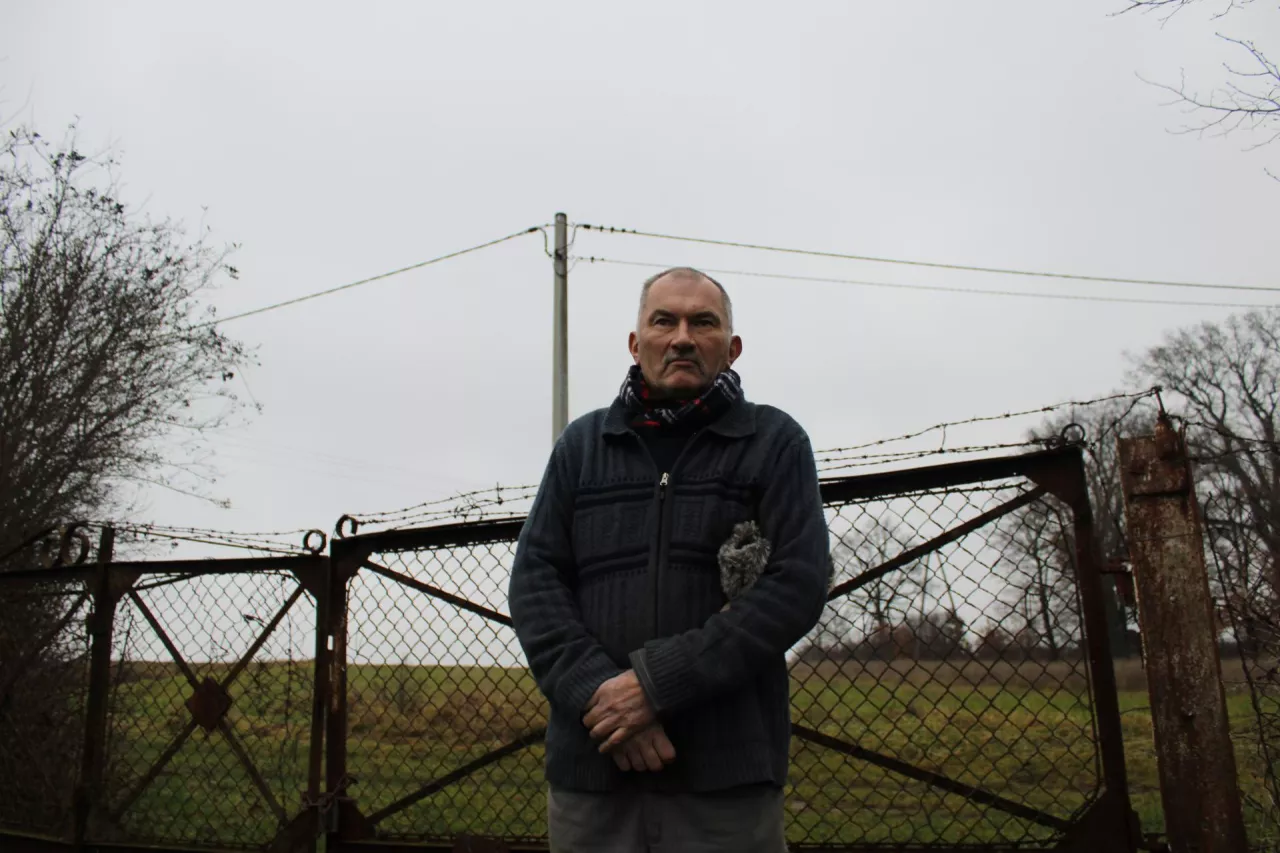 Romuald Pernet, rolnik ze wsi Piskorzyna na Dolnym Śląsku, zgodził sie na zmianę taryfy z dziennej na nocną. Efekt był taki, że jego rachunki za energię elektryczną wzrosły o kilkaset procent