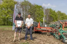 Padł rekord orki autonomicznej z pługiem Kverneland LO oraz autonomicznym robotem AgXeed AgBot 5.115T2.