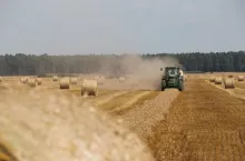 544627