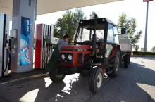 407515