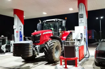 Paliwo drożeje. Robić zapasy przed żniwami?