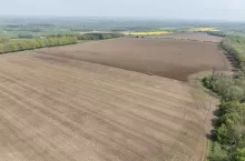 Padł rekord orki autonomicznej z pługiem Kverneland LO oraz autonomicznym robotem AgXeed AgBot 5.115T2.