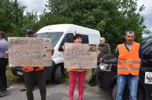 Rolnicy z trzech województw nie dostali zapłaty za sprzedane bydło opasowe. Prokuratura w Świeciu prowadzi postępowanie w tej sprawie, a Kujawsko-Pomorska Izba Rolnicza wraz z policją wspierają rolników w procesie odzyskiwania pieniędzy.