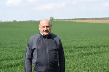 Jan Jaciw stoi na czele gospodarstwa Paluzy Sp. z o.o. (gmina Bisztynek, pow. bartoszycki) powstałego w 1993 roku na bazie Spółdzielni Produkcyjnej