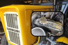 910553