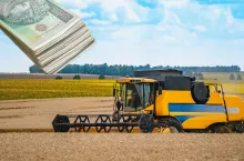 Ile za kombajn? Ceny koszenia zboża w żniwa 2025
