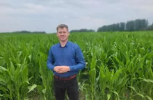 Karol Kobyliński ze wsi Wojewódki Dolne (pow. sokołowski, gm. Bielany) gospodaruje na 80 ha razem z rodzicami oraz bratem