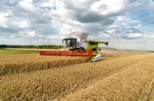 Claas Cemos w różnych wariantach wpływa na poprawę wydajności przez automatyzację ustawień poszczególnych podzespołów, fot. Claas