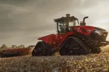 Nowy ciągnik Case IH Steiger 785 Quadtrac ma niemal o 10% większą moc niż flagowy model Steiger 715 Quadtrac;, fot. mat. prasowe