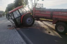 597821