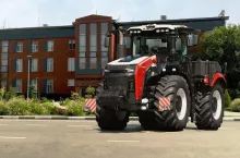 Najmocniejszy w historii rosyjski ciągnik Rostselmash - model 3580, który dysponuje mocą 580 KM.