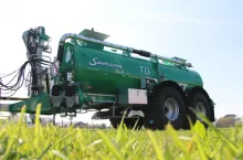 Samson wprowadza najmniejszy model beczkowozu serii TG z wyposażaniem z przysłowiowej górnej półki.