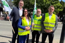 Zdjęcie członków NSZZ RI ”Solidarność”. Od lewej: Adrian Wawrzyniak, Dorota Kosowska, Dominik Zabarski, Tomasz Obszański.