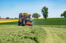 Dodatkowo zbiornik Liquido F może być stosowany jako przedni zderzak i jednocześnie obciążnik, fot. mat. prasowe