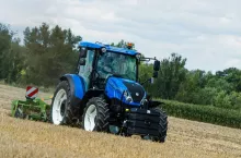 Dla rolników szukających wersji z fabrycznym ładowaczem modele T5S dostępne będą z nowym ładowaczem New Holland 635LU, fot. mat. prasowe