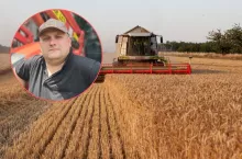 rolnik, pole, ciągnik