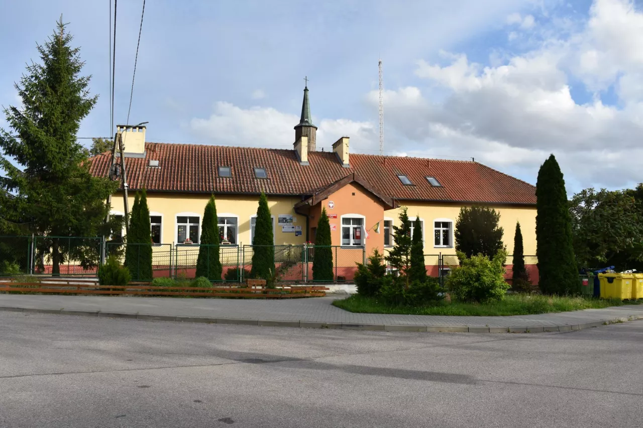 szkoły barciany