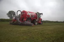 gnojowica na łąkach TUZ aplikacja doglebowa szczelinowa