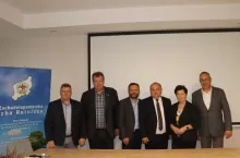 Zarząd ZIR VII kadencji: od lewej: Wacław Klukowski, Władysław Bieniek, Stanisław Barna, Andrzej Karbowy, Danuta Lebioda, Mirosław Ignaszak